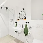 1br 2beds - Kleiner Privater Innenhof- Barrierefrei! -frisch Saniert - Mozart Eins 比蒂希海姆-比辛根